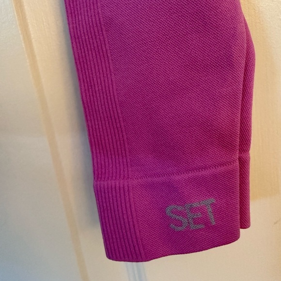 SET Active x Revolve Sculptflex Pink Leggings - Picture 5 of 6